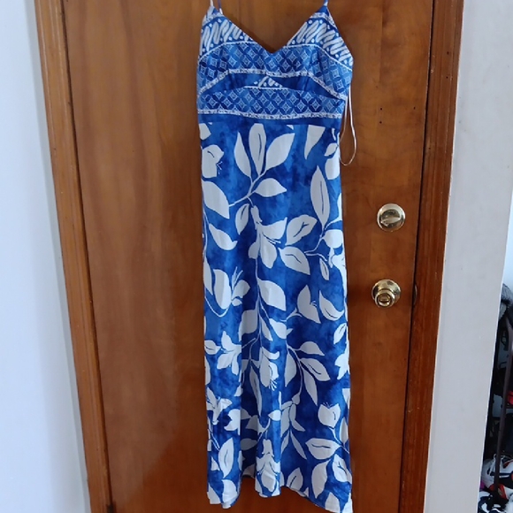 Zara Dresses & Skirts - Zara Vibrant Blue and White Patterned Dress  S NWT